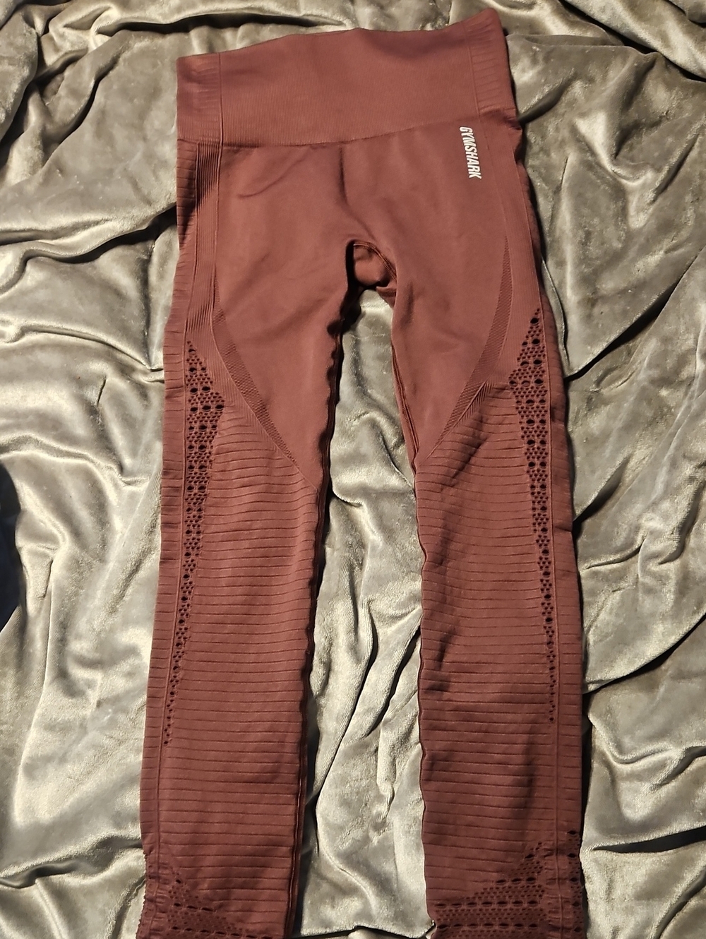 Gymshark  Seamless High-Waist Leggings in Burgundy